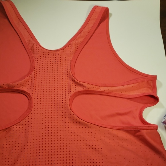 Xl coral Nike dry fit Racer back.  B36 - Picture 4 of 5